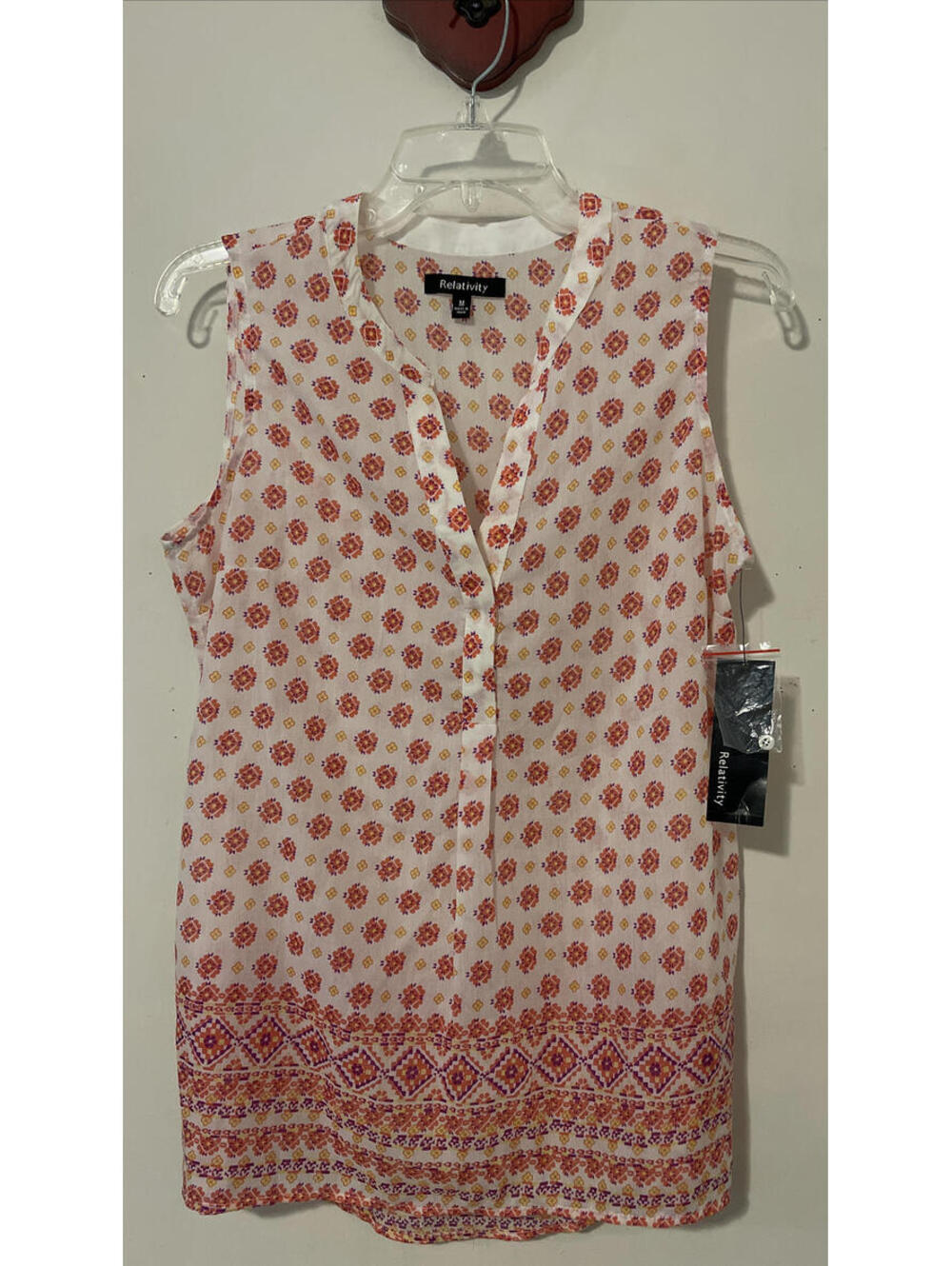 Relativity Womens Medium Sheer White Tunic Style Floral Vneck Blouse NWT! A470